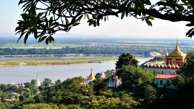 Ausblick von der Soon U Ponnayashin Pagode