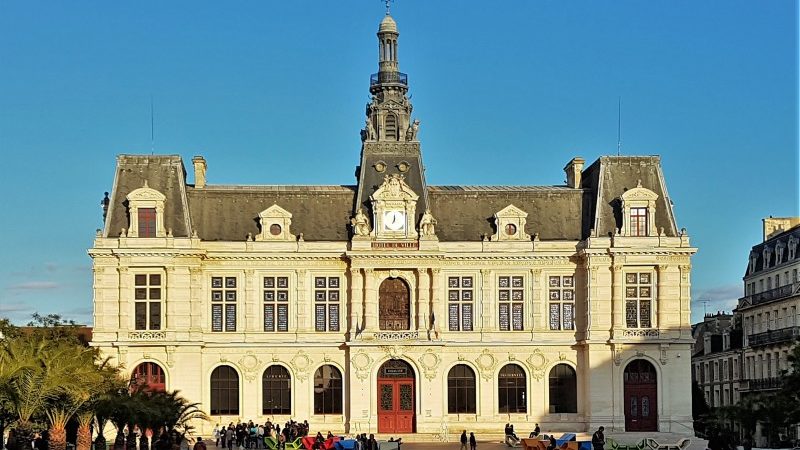 Rathaus Poitiers Rathaus Hotel de Ville Poitiers