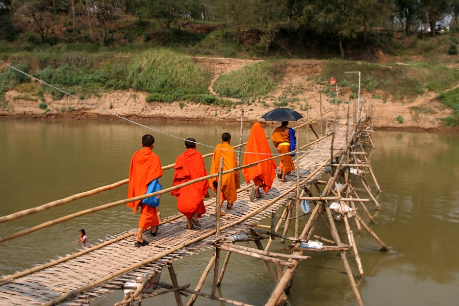 Bambusbrücke Laos Luang Prabang