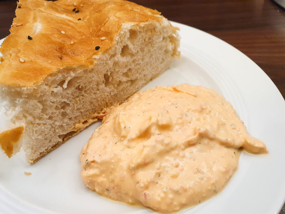 Chtipiti Schafskäse Dip: Rezept für griechische Fetacreme