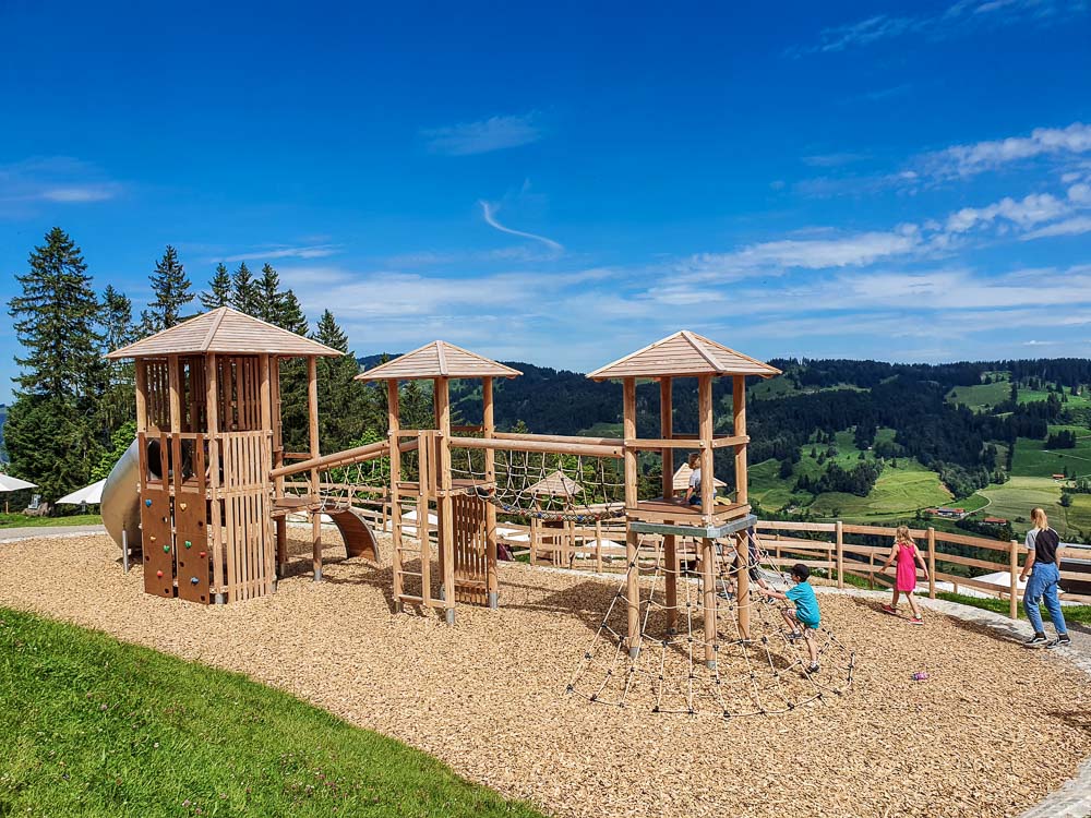 Spielplatz bei Alpsee Bergwelt