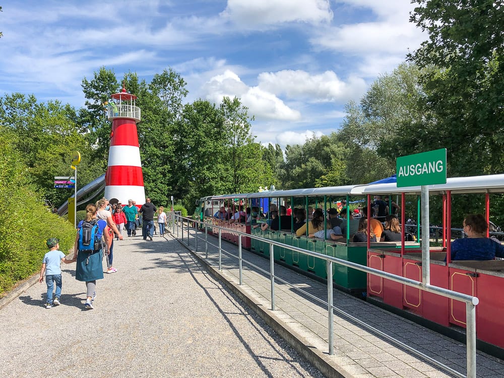 Eine Bahn im Ravensburger Spieleland beim Urlaub im Allgäu mit Kindern