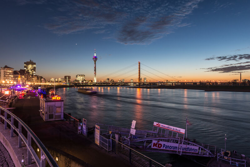 Düsseldorf bei Nacht