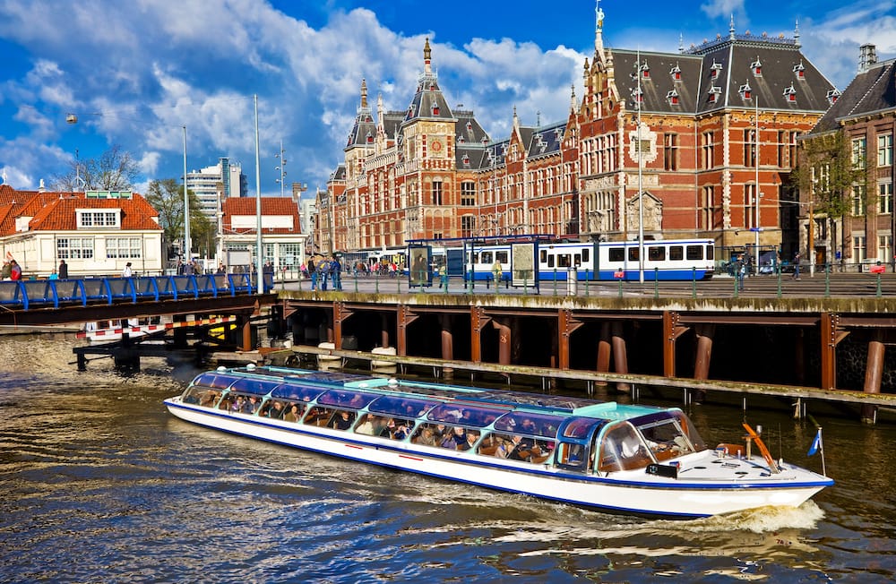 Grachtenfahrt in Amsterdam mit Kindern