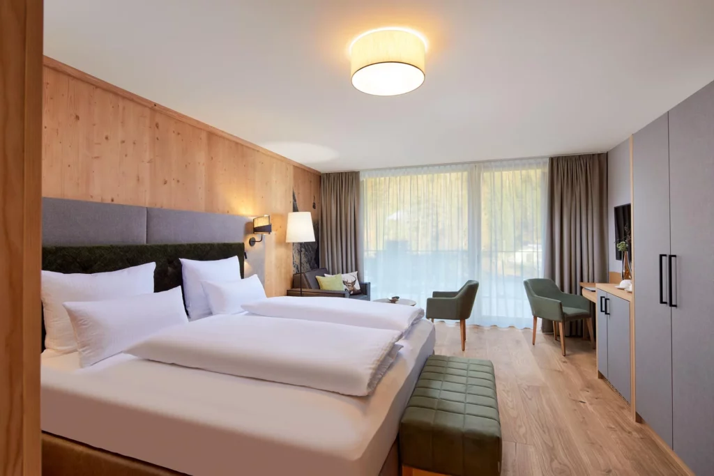 Zugspitz Resort Zimmer Familienhotel Österreich
