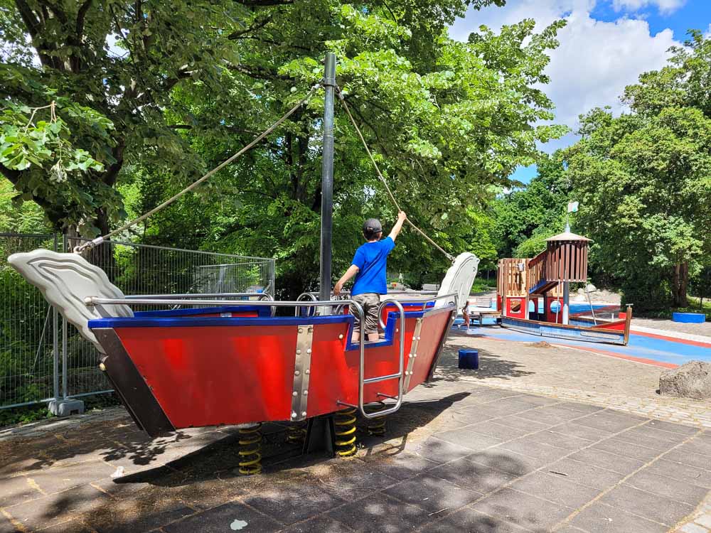 Mannheim Spielplätze Wasserspielplatz Herzogenriedpark