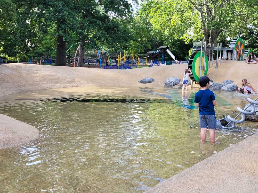 Mannheim mit Kindern Luisenpark Burgenspielplatz