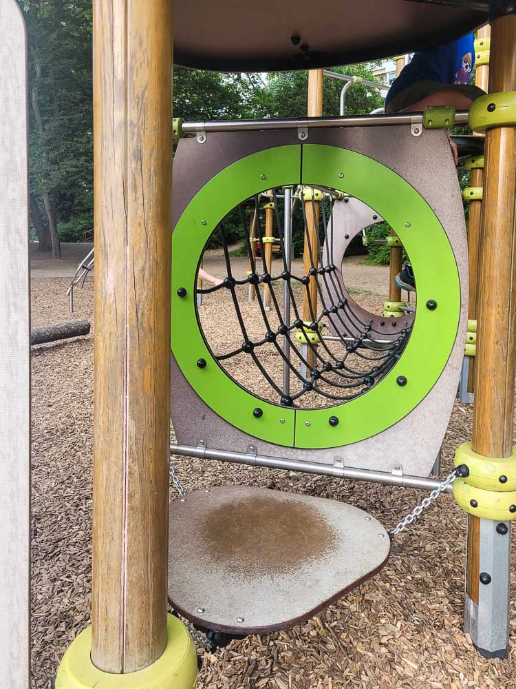 Mannheim mit Kindern Rheinterrassen Spielplatz