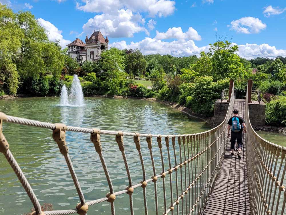 Tripsdrill Freizeitpark Wackelbrücke