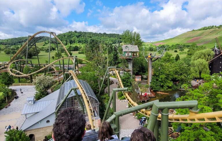 Kurztrip mit Kindern im Freizeitpark Baden-Württemberg wie Tripsdrill