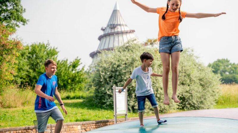 Trampolin im Elbauenpark einem Freizeitpark in Sachsen-Anhalt Foto: Andreas Lander NKE GmbH Trampolin im Elbauenpark einem Freizeitpark in Sachsen-Anhalt Foto: Andreas Lander NKE GmbH
