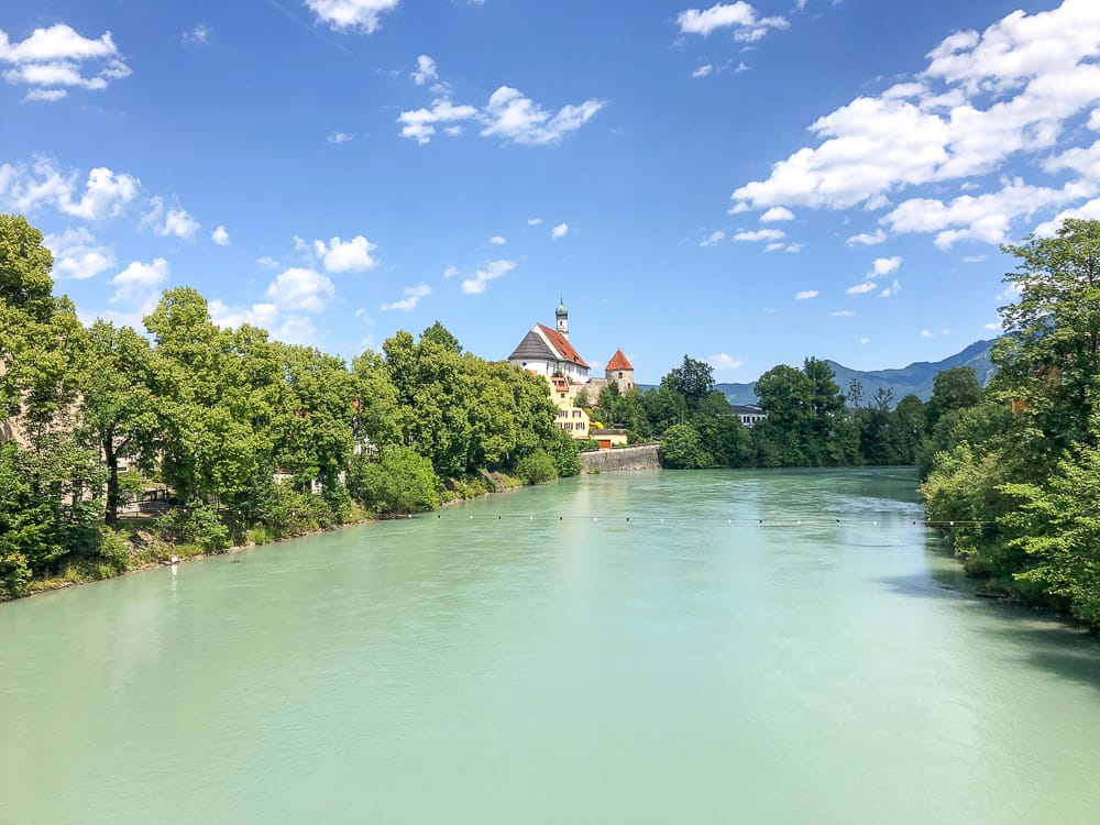 Ausflug im Allgäu mit Kindern zum Lech in Füssen