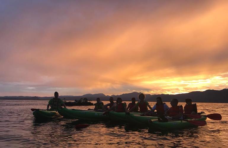 Mit dem Kajak auf dem Gardasee mit Kindern