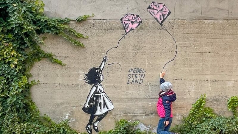 Edelstein-Graffiti in Idar-Oberstein im Edelsteinland mit Kindern