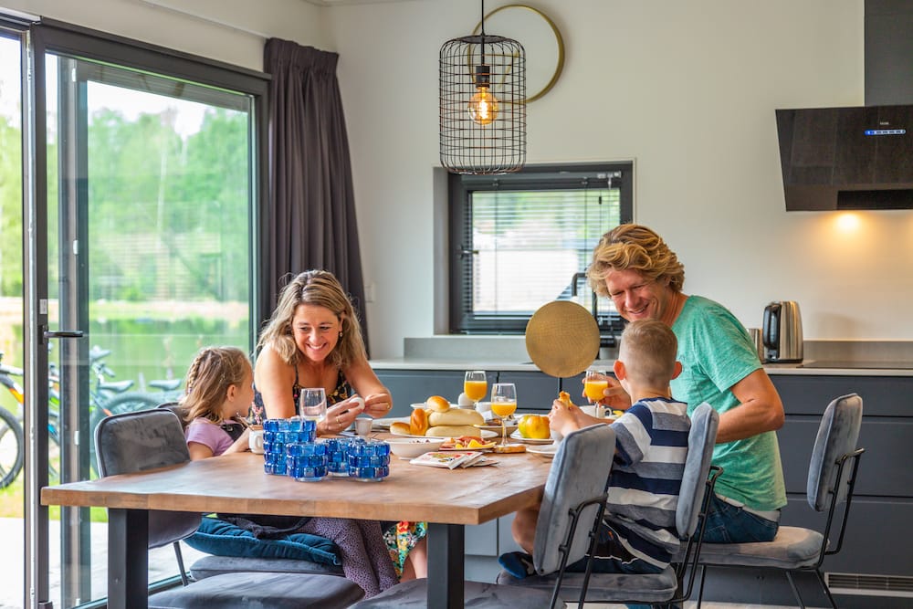 Eine Familie im EuroParcs Maasduinen