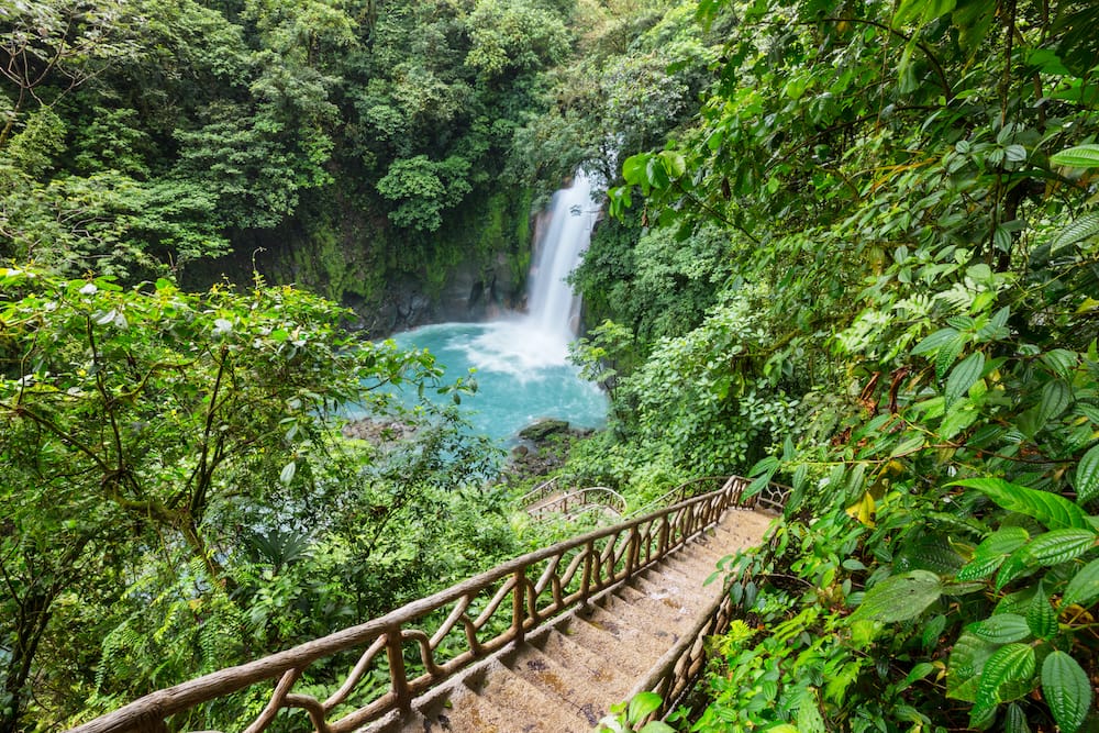 Costa Rica als warmes Reiseziel im Januar für Familien