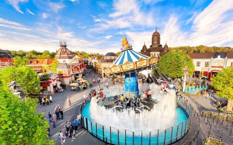 Phantasialand einer der Freizeitparks NRW