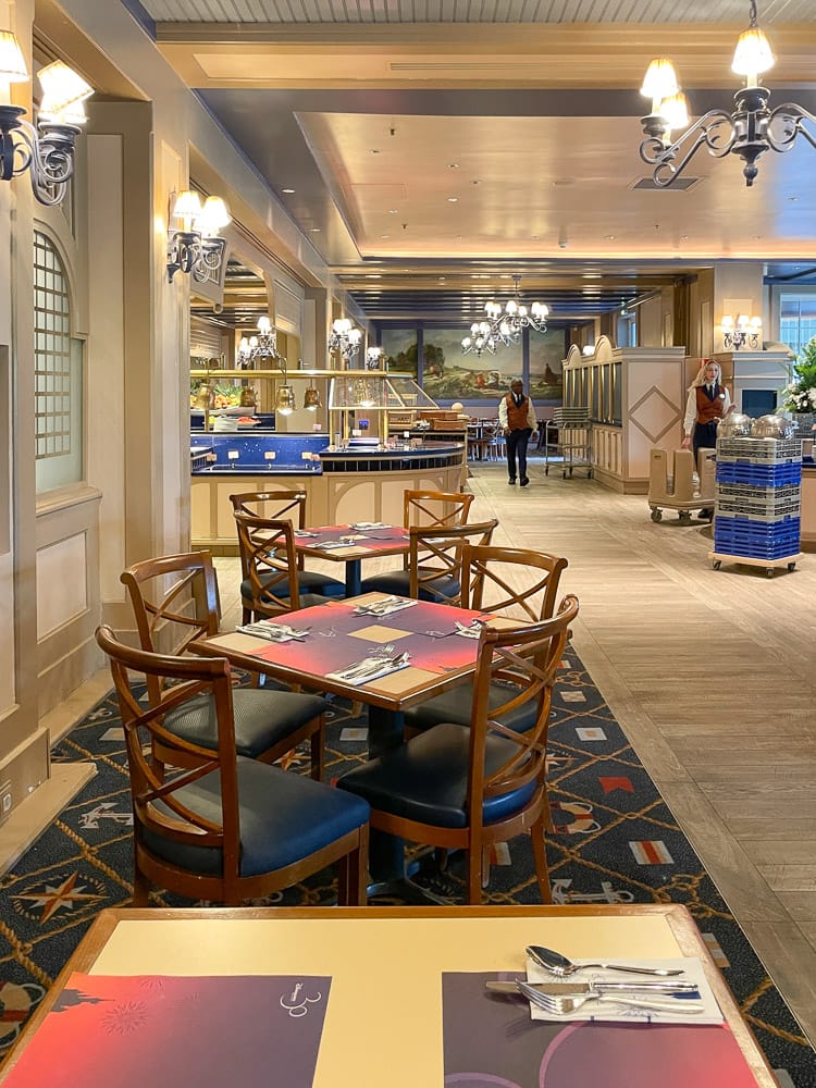 Cape Cod Restaurant im Disney's Newport Bay Club