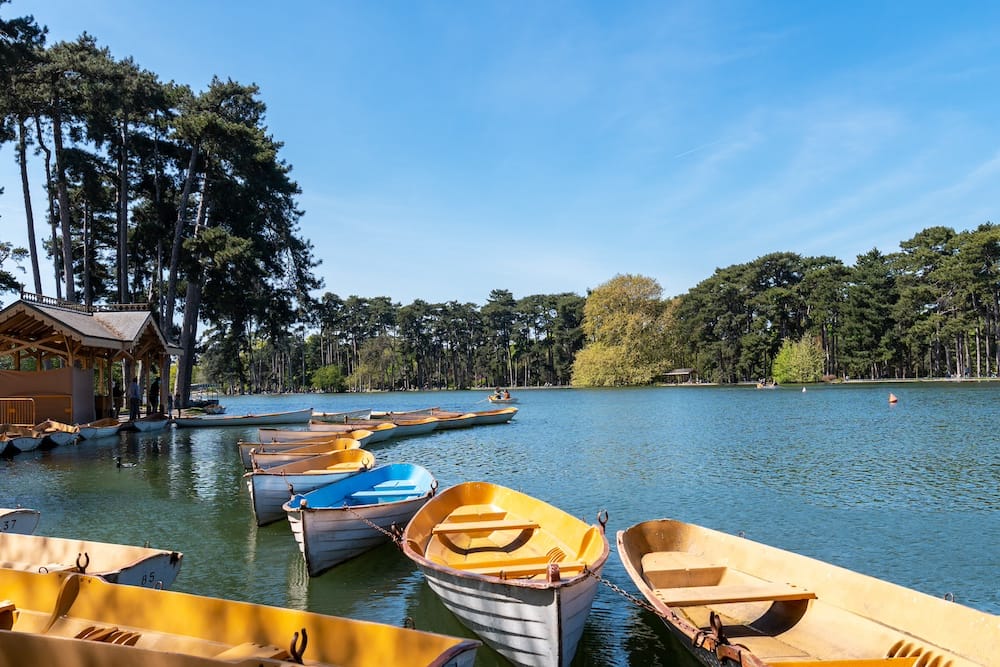 Boote im Bois de Boulogne, um Paris kostenlos