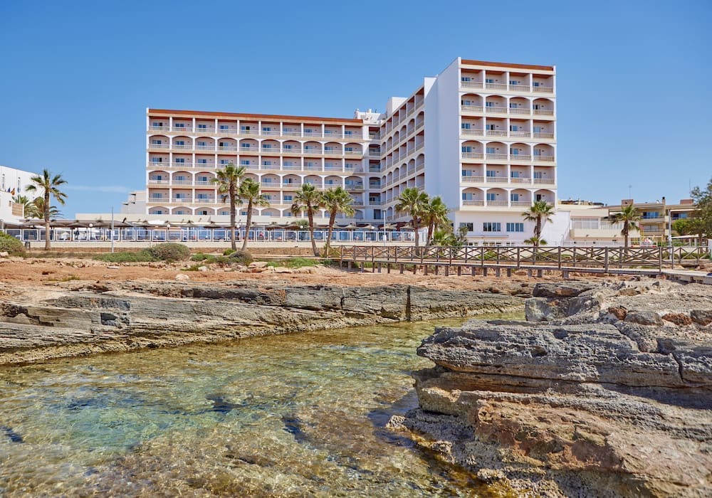 Das Universal Romantica Hotel auf Mallorca direkt am Strand