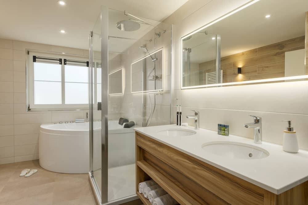 Badezimmer im Ferienhaus Center Parcs Eifel