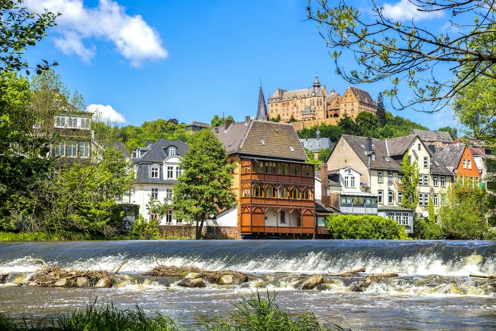 Deutsche Märchenstrasse mit Marburg als Reiseziele im April