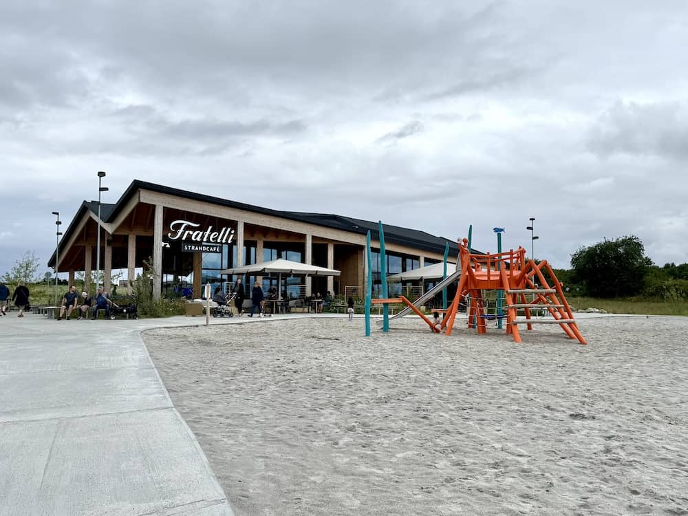 Strandcafe Fratelli im Center Parcs Nordborg