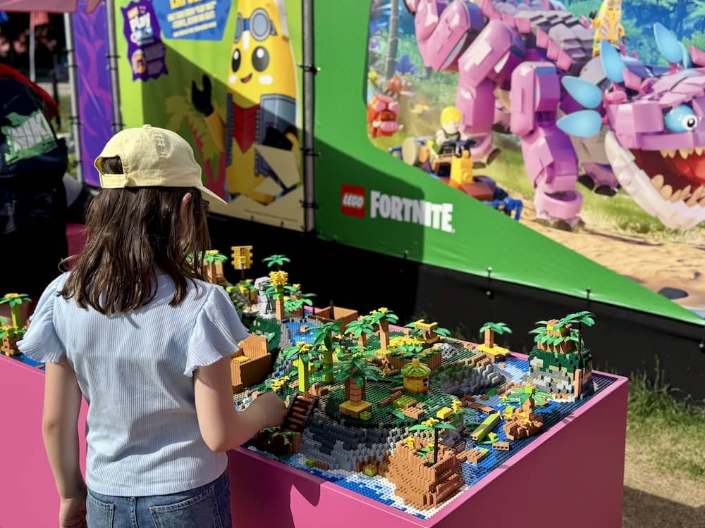 Coole Blumen auf dem Lego Festival in Deutschland