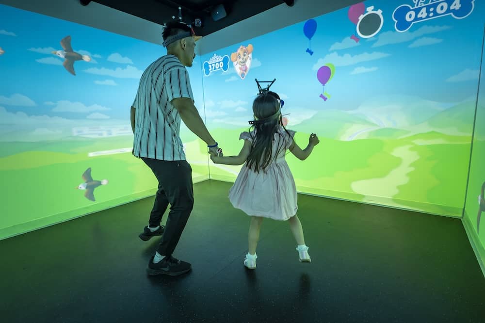 Familienspass bei Immersive Gamebox in Berlin mit Kindern