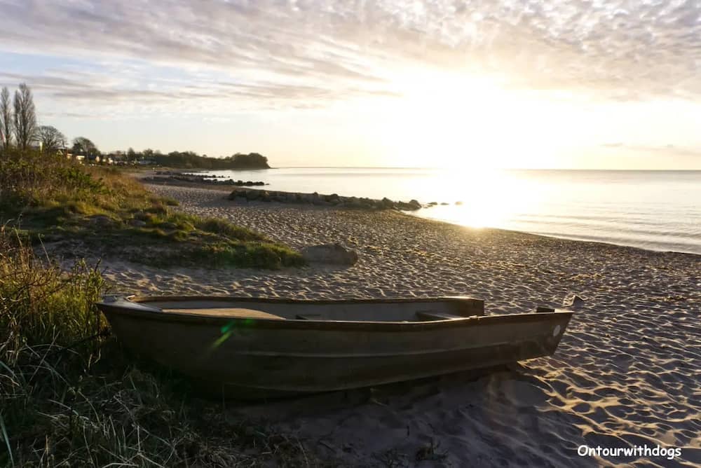 Die Ostsee ist eine tolles Schleswig-Ausflugsziel für Familien