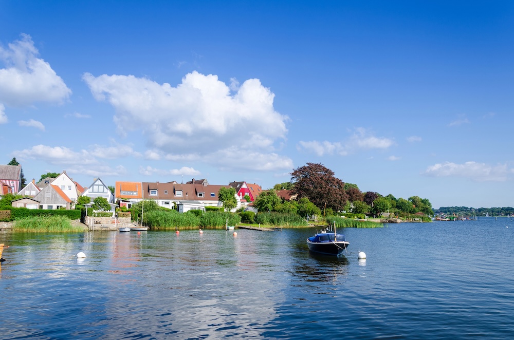 Bootfahren auf der Schlei eine Schleswig-Aktivität mit Kindern