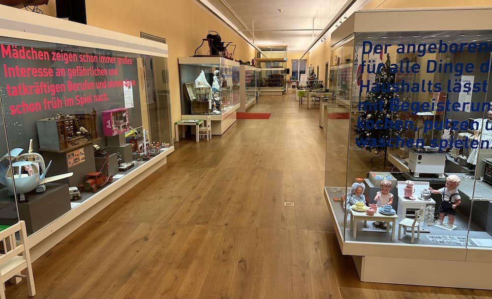 Besuch im Puppenmuseum Hanau mit Kindern