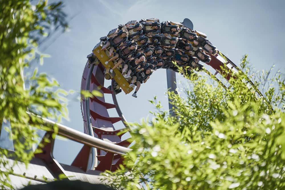 Dämon Achterbahn im Tivoli Freizeitpark in Dänemark