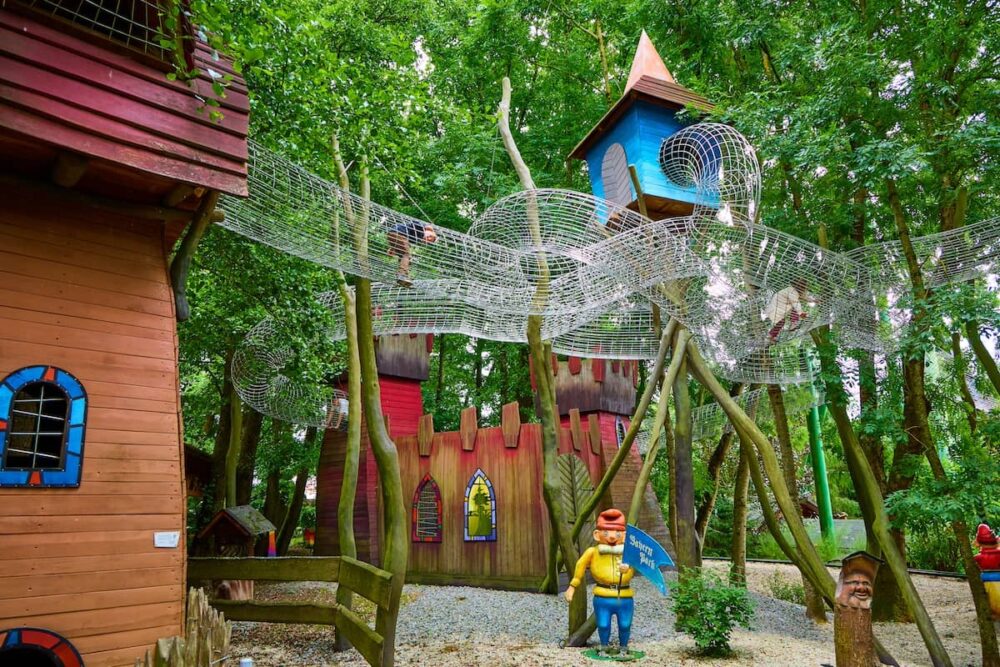Spielplatz Wäuberwald im Bayern-Park für Kleinkinder