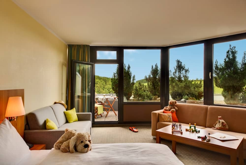 Familienzimmer im Hplus Hotel Willingen ein Familienhotel im Sauerland