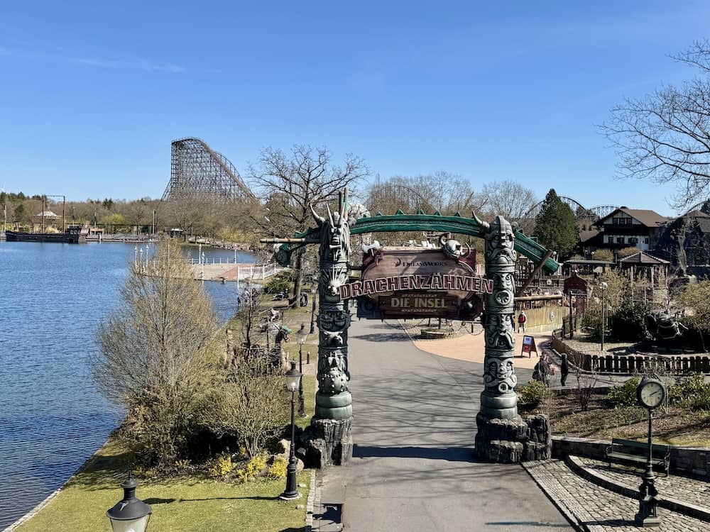 Drachen zähmen leicht gemacht Themenwelt im Heide Park Soltau