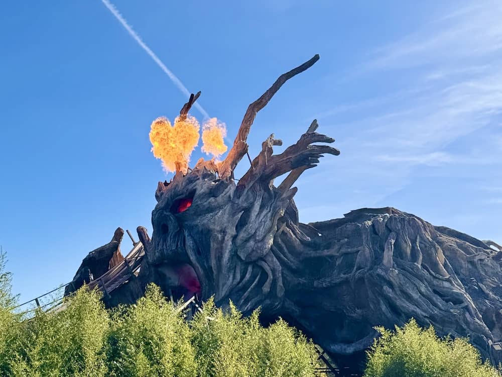 Holzachterbahn Colossos im Heide Park Freizeitpark