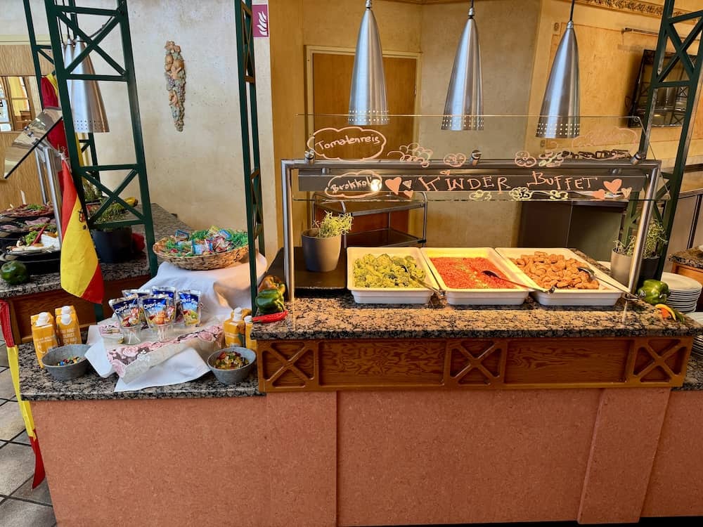 Kinder-Brunch am Mittag im Eurostrand Resort Lüneburger Heide