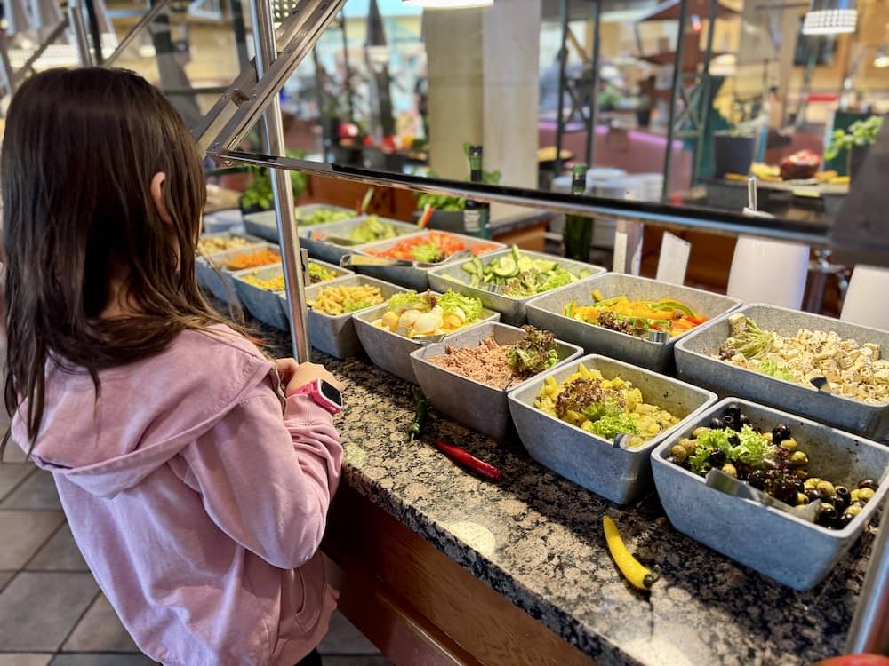 Salatbar im Eurostrand Resort Lüneburger Heide