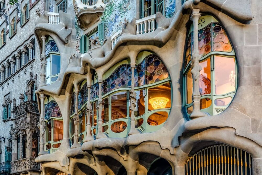 Casa Batllo ist eine Barcelona Sehenswürdigkeiten für Familien