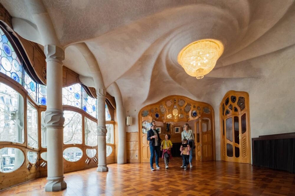 Ausflug ins Casa Batllo Museum in Barcelona bei Regen