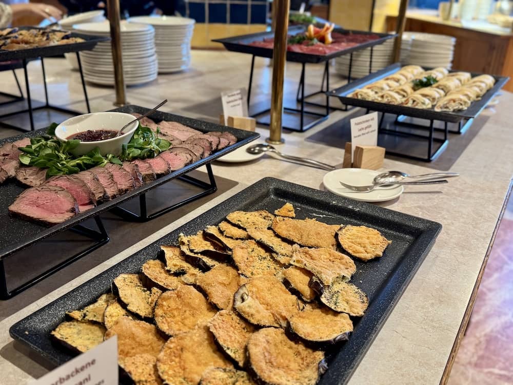 Buffet der Gourmet-Halbpension im Sporthotel Sillian