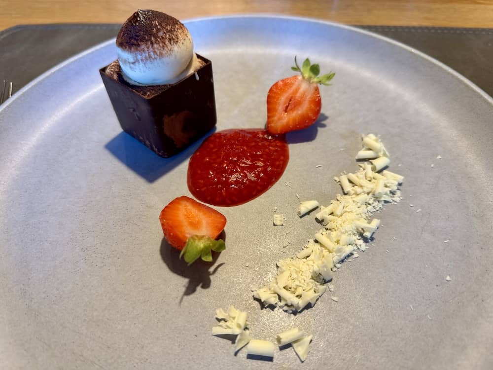 Dessert beim Abendmenü im Sporthotel Sillian